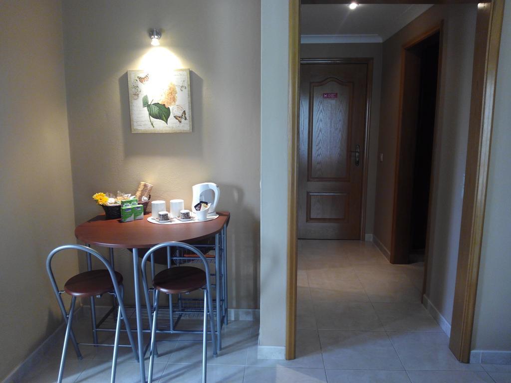 Casa Dos Cedros Hotel Lagos Ruang foto